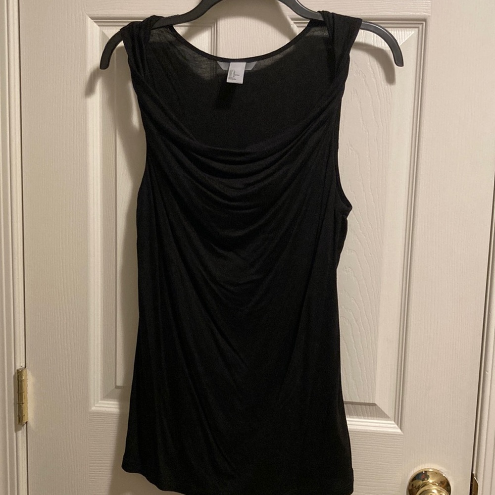 H&M Women’s Black Twisted Tank Top (size M)